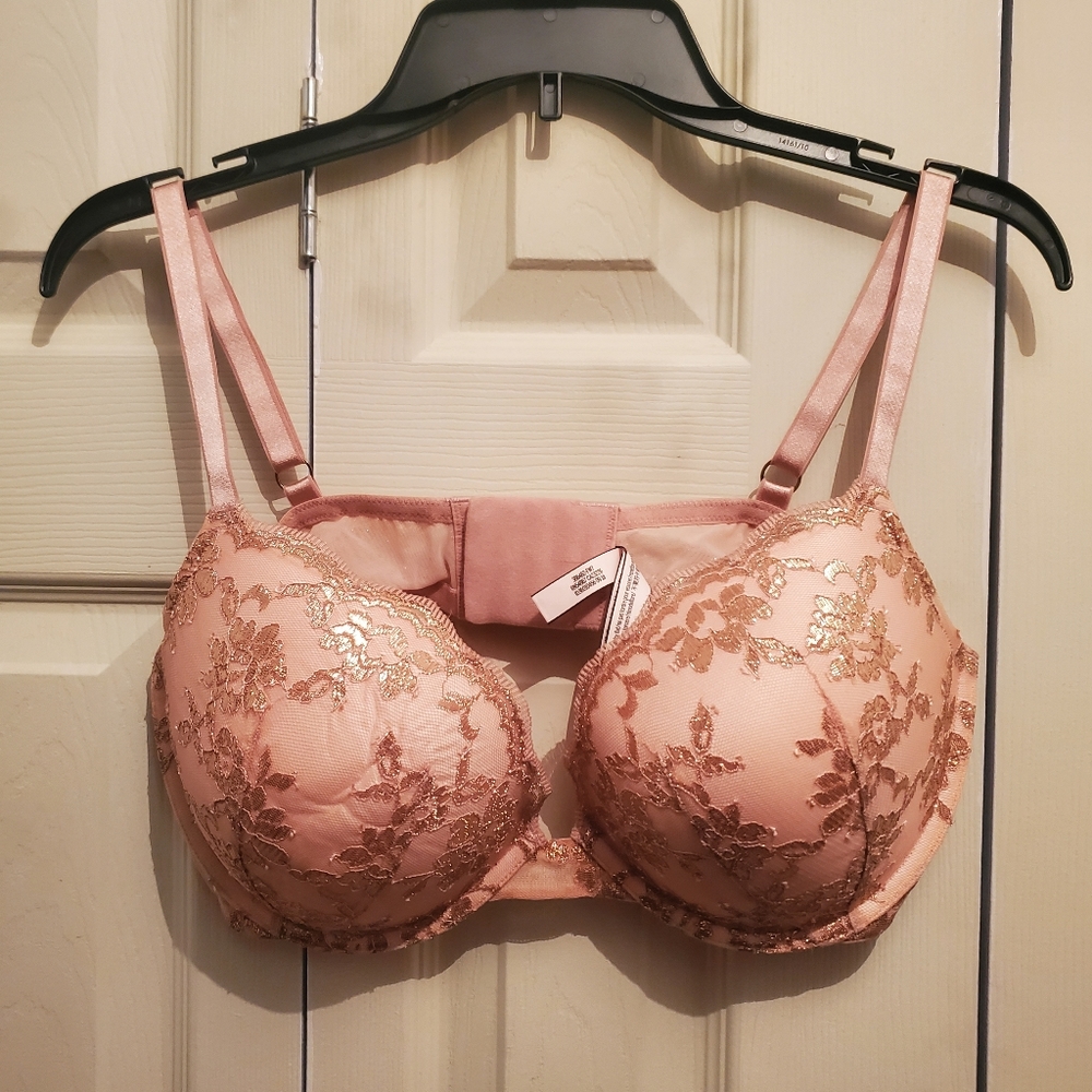 Victoria Secret 38D pushup bra